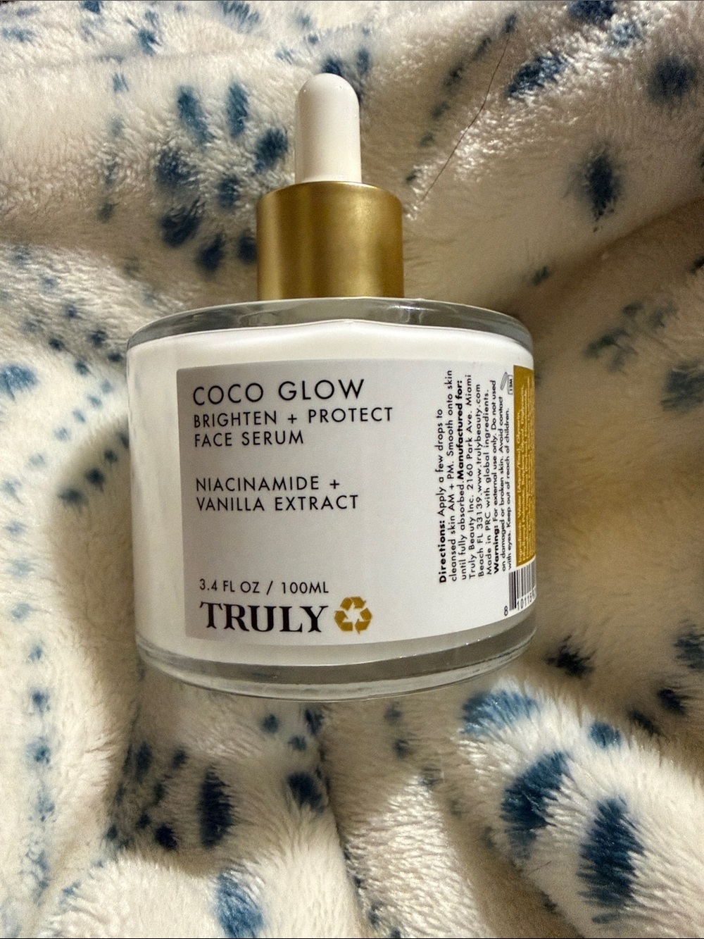 TRULY Coco Glow Brighten + Protect Face Serum